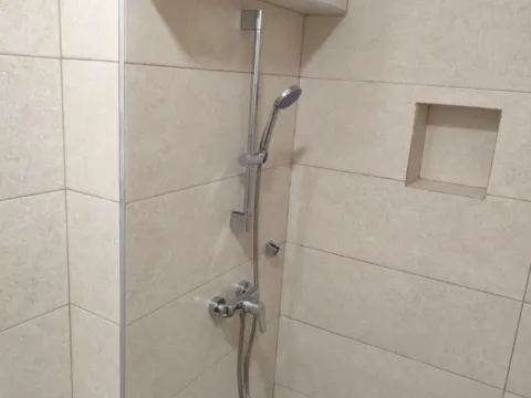 Izdavanje, jednosoban stan, 41m², Pod Kuk, Tivat - image 12