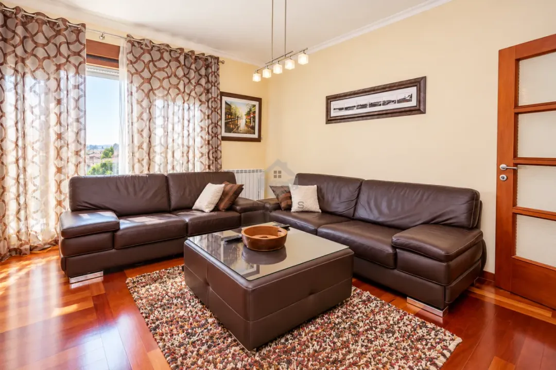 Rent, two bedroom apartment, 85m², Gorica C, Podgorica