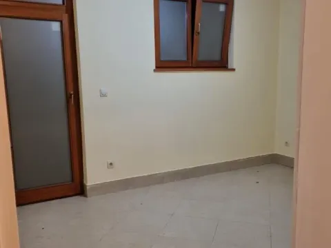 Prodaja, poslovni prostor, 72m², Lekino Brdo, Voždovac Sve Podlokacije - image 7