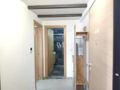 Rent, one bedroom apartment, 45m², Centar, Tivat - image 11