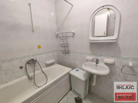 Prodaja, dvosoban stan, 56m², Grbavica, Novi Sad Sve Podlokacije - image 10