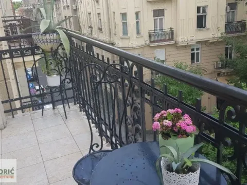 Izdavanje, četvorosoban stan, 120m², Stari Grad, Beograd - image 14