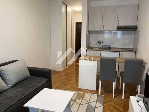 Izdavanje, stan, 24m², Bulevar Oslobodjenja, Novi Sad Sve Podlokacije - image 2