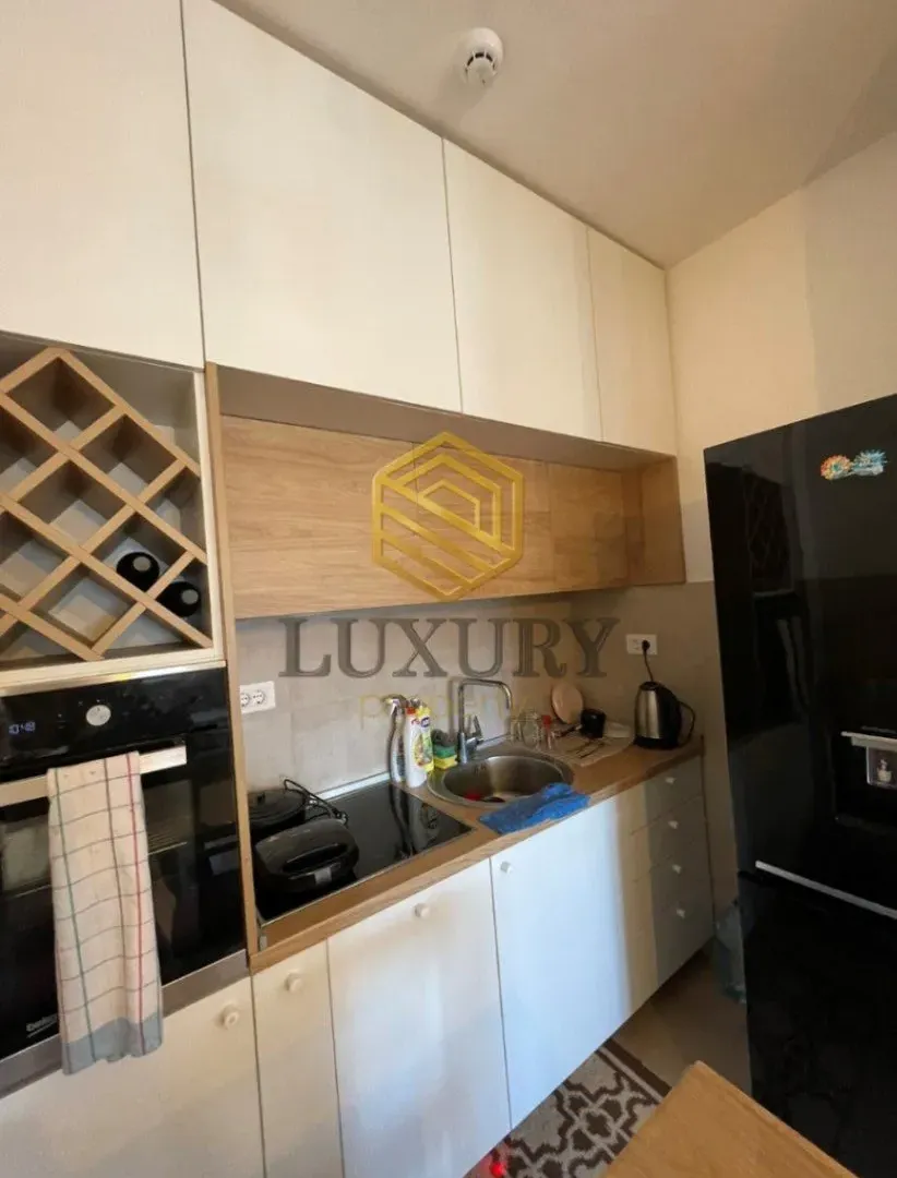 Izdavanje, jednosoban stan, 46m², City Kej, Podgorica