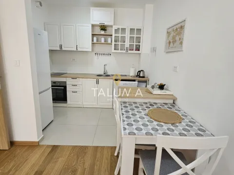 Izdavanje, jednosoban stan, 47m², City Kvart, Podgorica - image 4