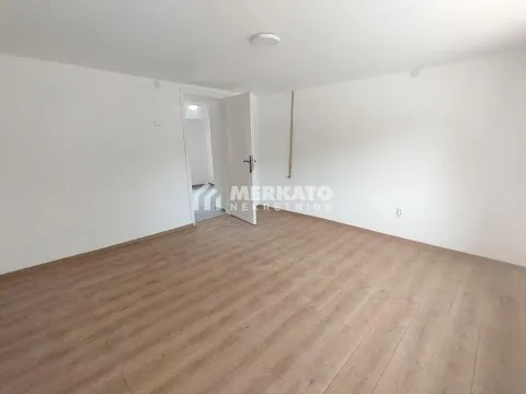 Sale, house, 64m², Mičkei, Zrenjanin - image 8