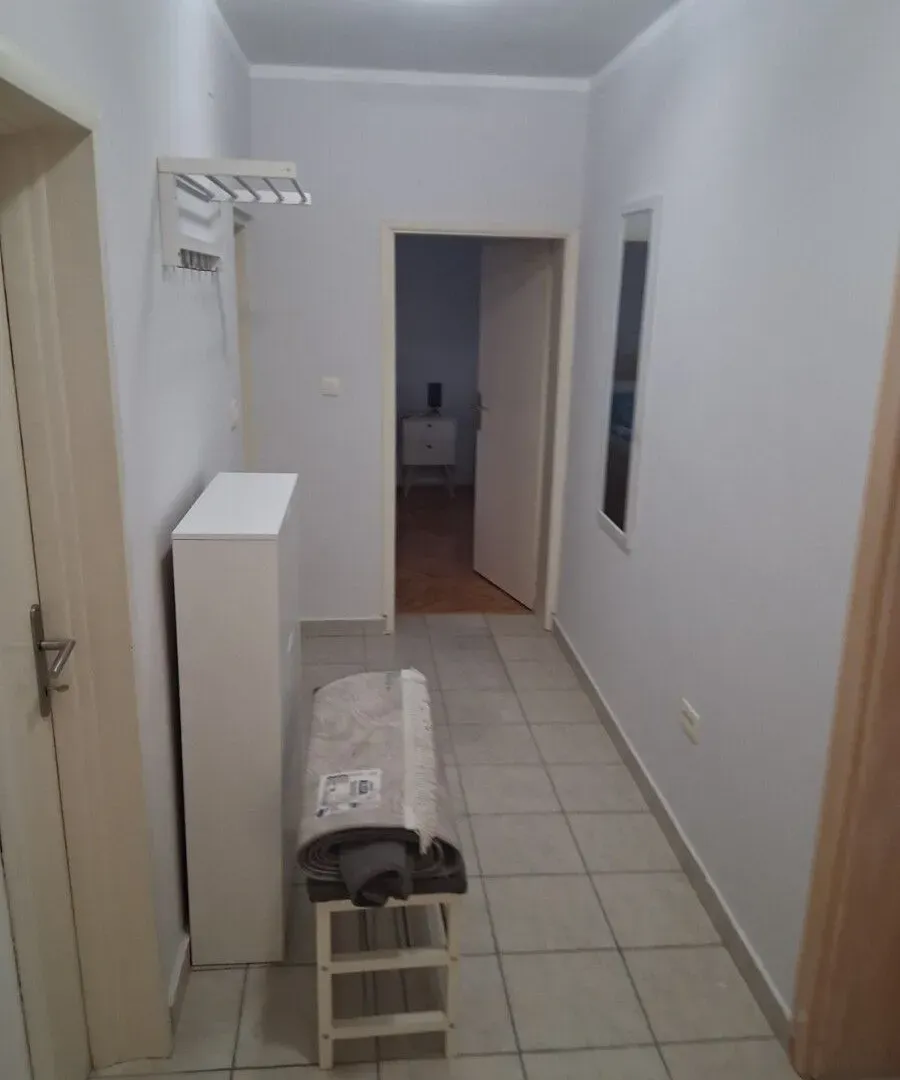 Rent, house, 108m², Stari Aerodrom, Podgorica