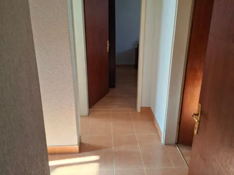 Izdavanje, kuća, 100m², Zagorič, Podgorica - image 15