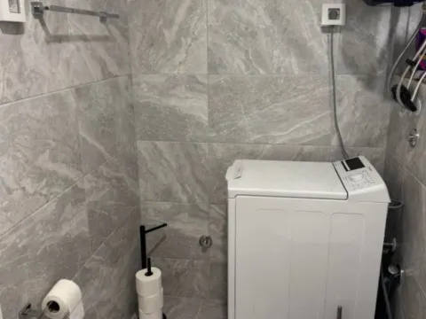 Izdavanje, dvosoban stan, 66m², Stari Aerodrom, Podgorica - image 12