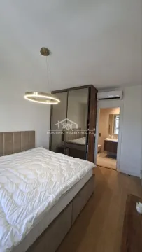 Rent, three bedroom apartment, 70m², Savski Venac, Beograd - image 14