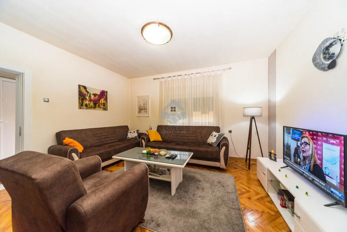 Prodaja, kuća, 83m², Tološi, Podgorica