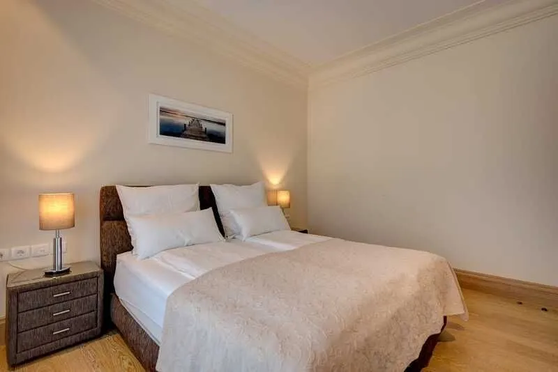 Prodaja, jednosoban stan, 74m², Tivat, Crna Gora