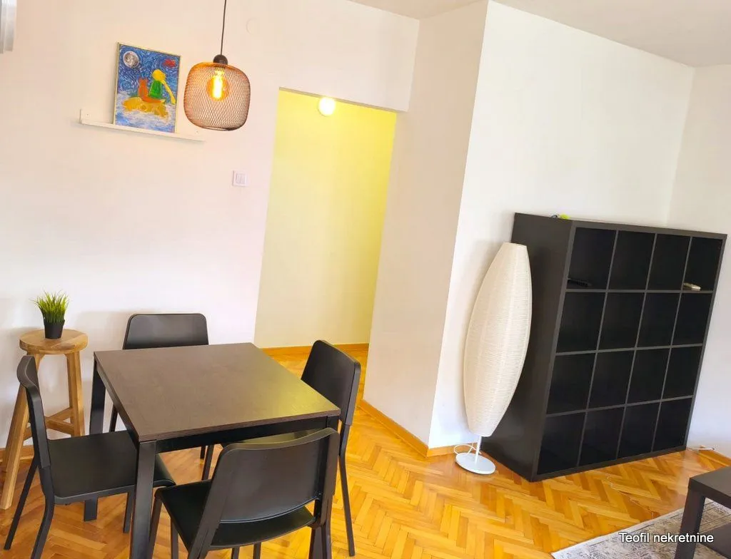 Rent, two bedroom apartment, 38m², Stari Grad, Beograd