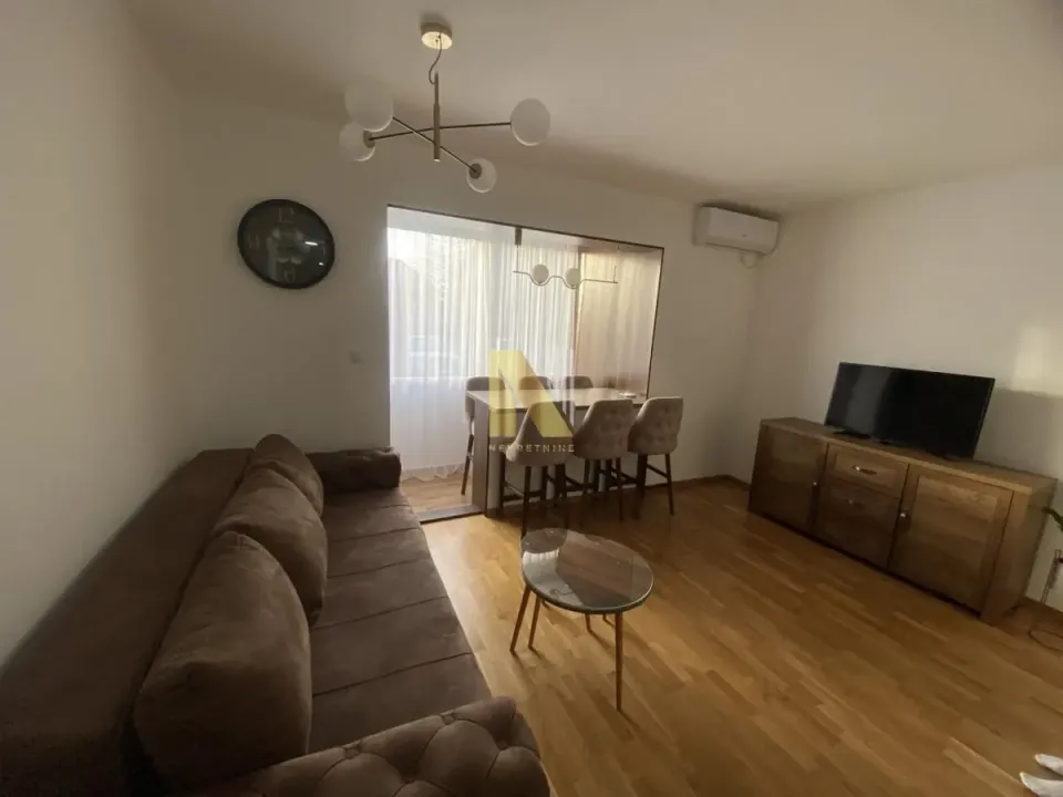 Izdavanje, dvosoban stan, 40m², Adice, Novi Sad Sve Podlokacije