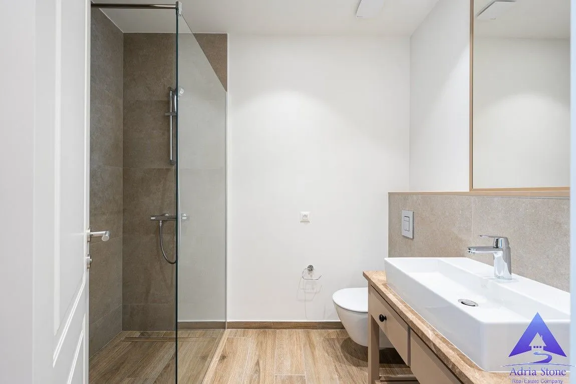 Prodaja, dvosoban stan, 94m², Luštica, Tivat