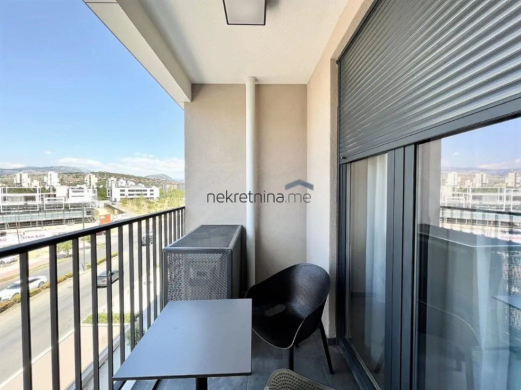 Rent, one bedroom apartment, 57m², Kod Capital Plaze, Podgorica