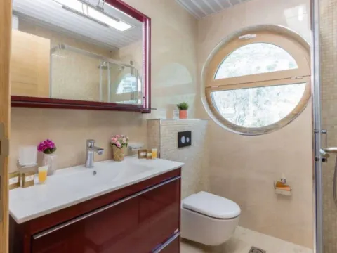 Prodaja, stan, 107m², Pržno, Budva - image 6