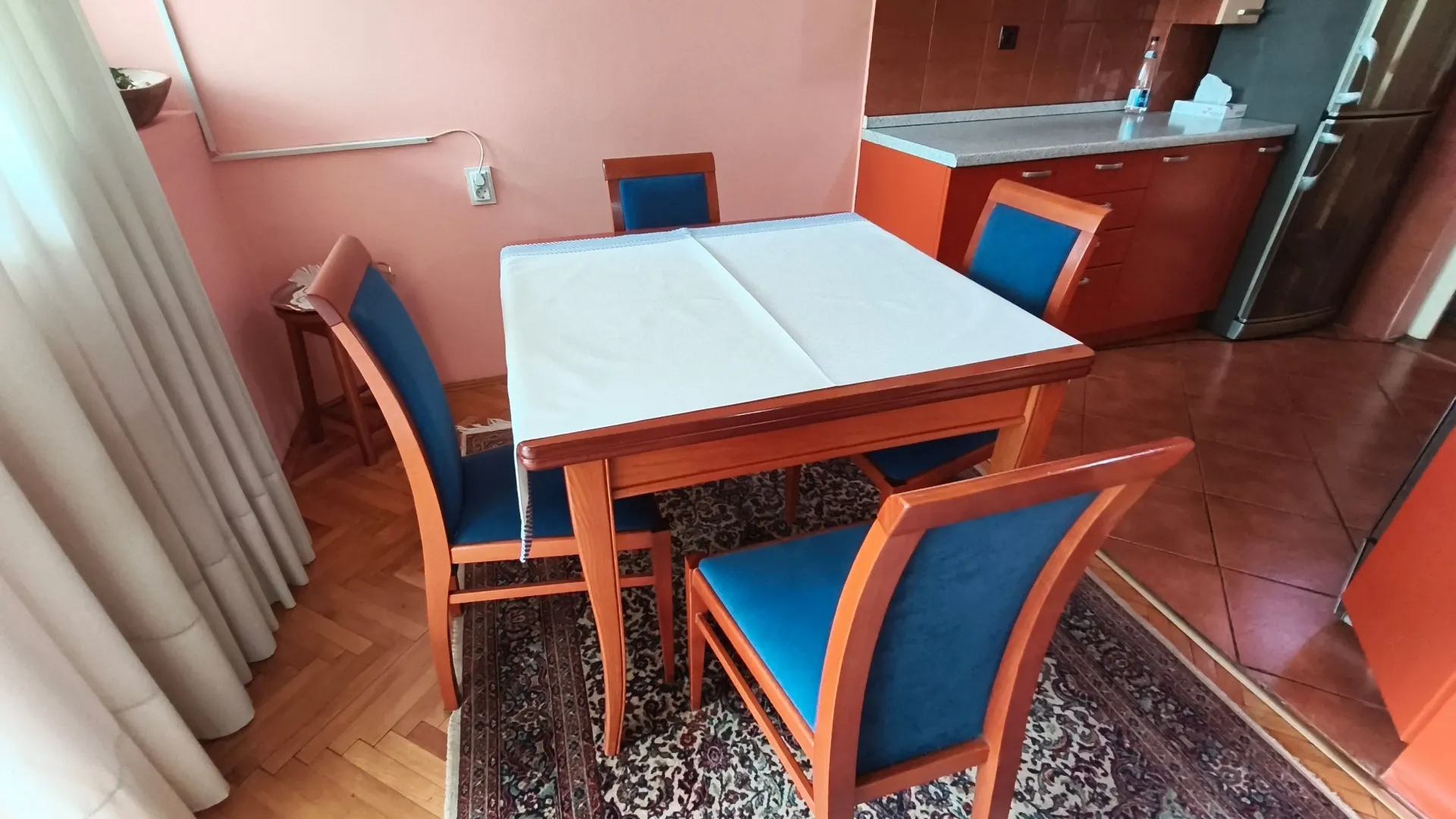 Prodaja, trosoban stan, 100m², Centar, Podgorica