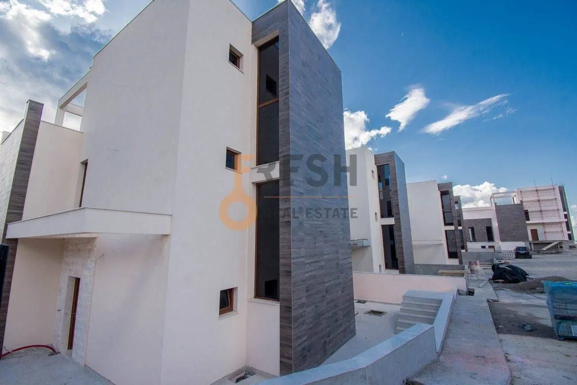Prodaja, kuća, 450m², Budva, Crna Gora