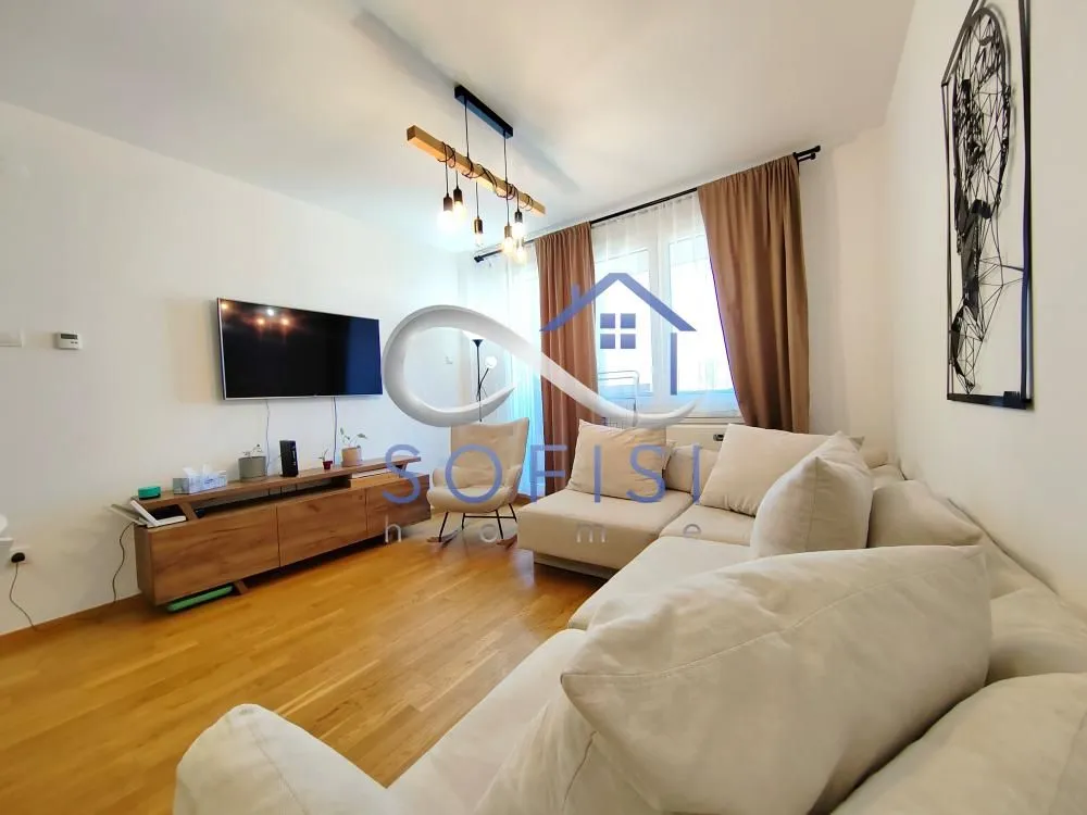 Izdavanje, trosoban stan, 68m², Adamovićevo Naselje, Novi Sad Sve Podlokacije