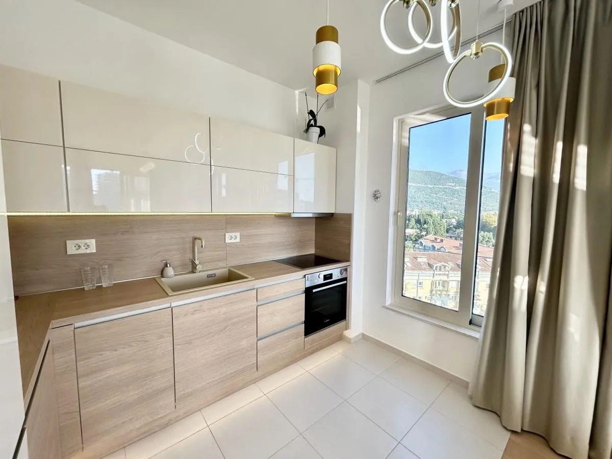 Sale, two bedroom apartment, 71m², Centar, Budva