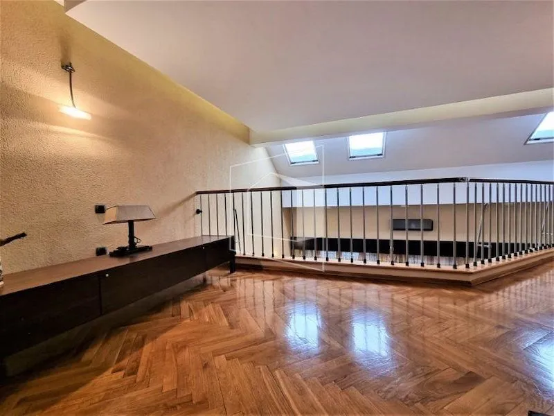 Prodaja, stan, 280m², Preko Morače, Podgorica