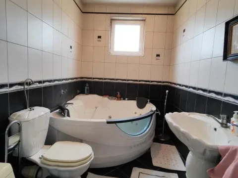 Sale, house, 336m², Tavrića obori, Jagodina - image 26