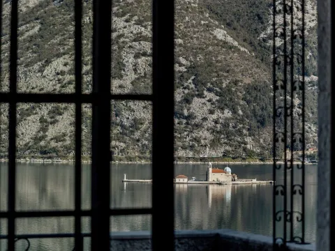 Prodaja, trosoban stan, 103m², Kostanjica, Kotor - image 16