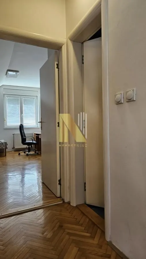 Prodaja, četvorosoban stan, 100m², Nova Detelinara, Novi Sad Sve Podlokacije