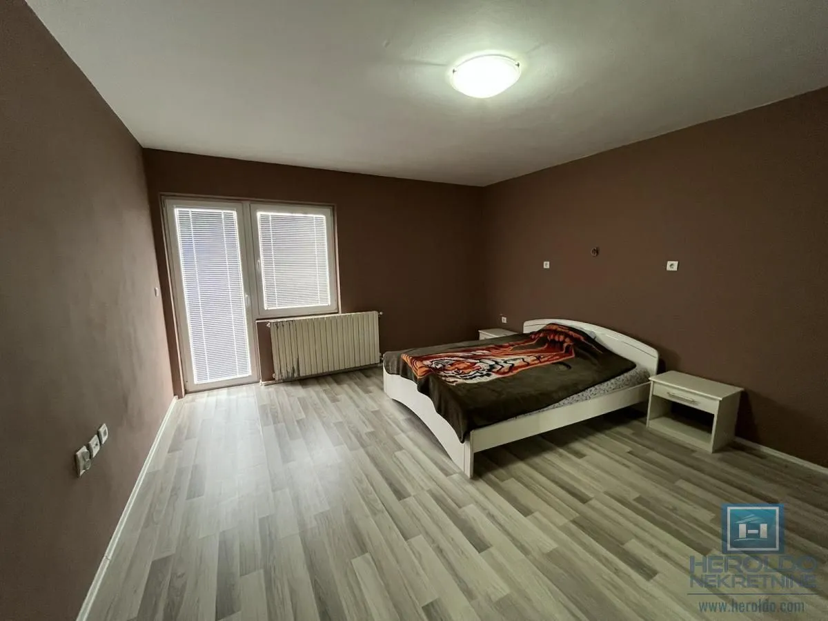 Prodaja, kuća, 344m², Aqua park, Jagodina