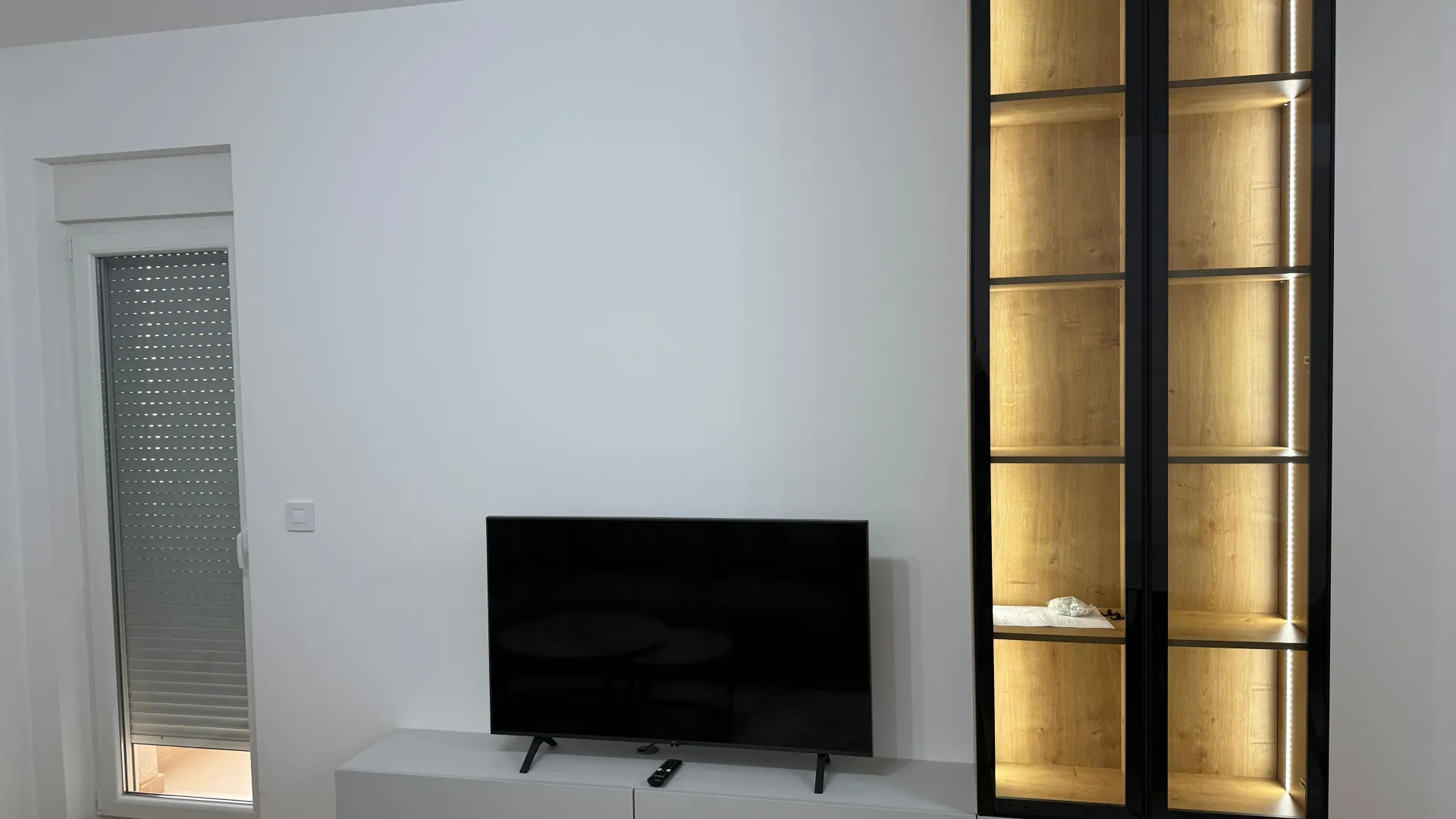Rent, one bedroom apartment, 48m², Stari Aerodrom, Podgorica