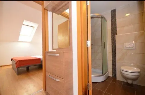 Izdavanje, jednosoban stan, 48m², Đenovići, Herceg Novi - image 5