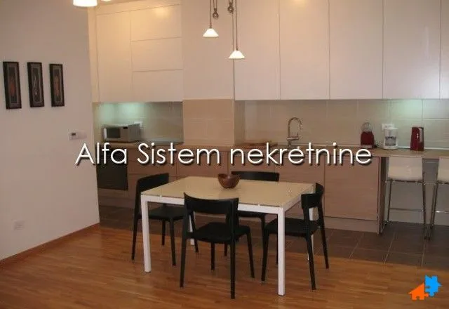 Izdavanje, dvosoban stan, 60m², Kalenić Pijaca, Vračar Sve Podlokacije