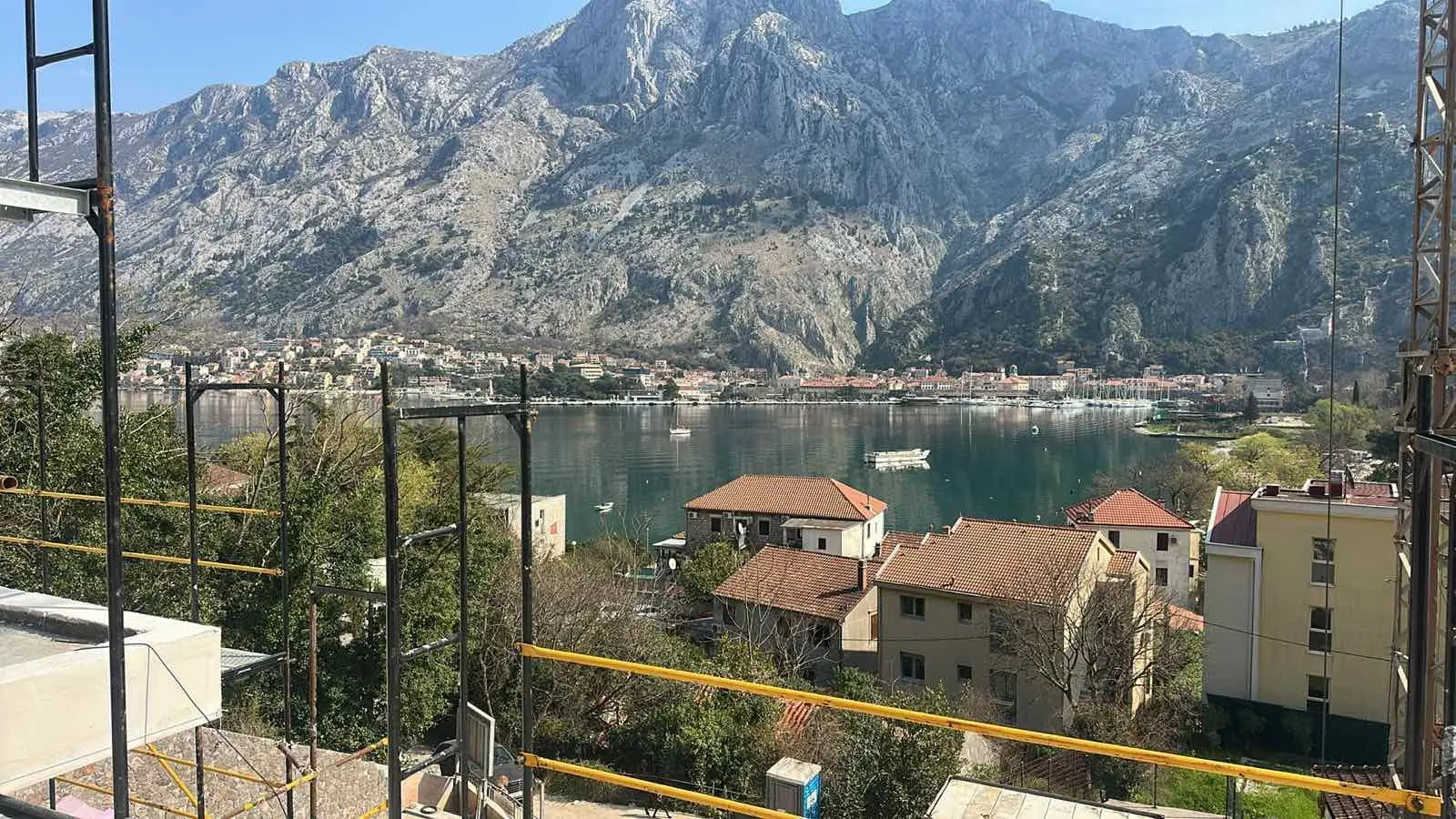 Prodaja, dvosoban stan, 51m², Muo, Kotor