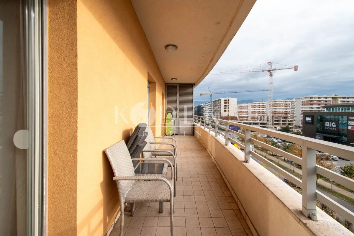 Izdavanje, dvosoban stan, 75m², City Kvart, Podgorica
