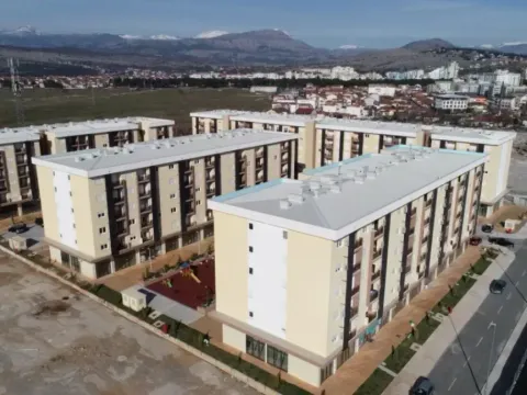 Sale, two bedroom apartment, 71m², New City, Podgorica - image 12
