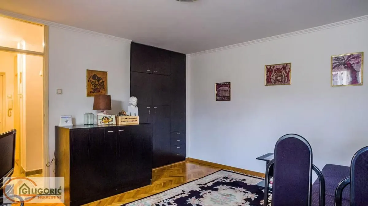 Prodaja, garsonjera, 25m², Šumice, Beograd