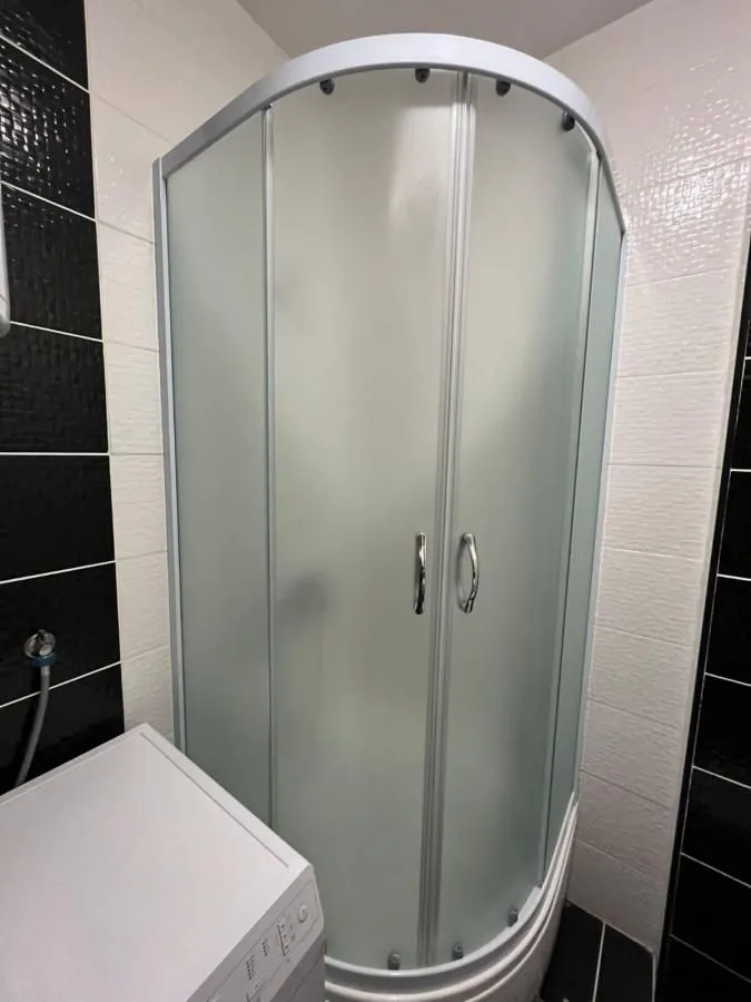 Izdavanje, dvosoban stan, 66m², Crveni Krst, Beograd