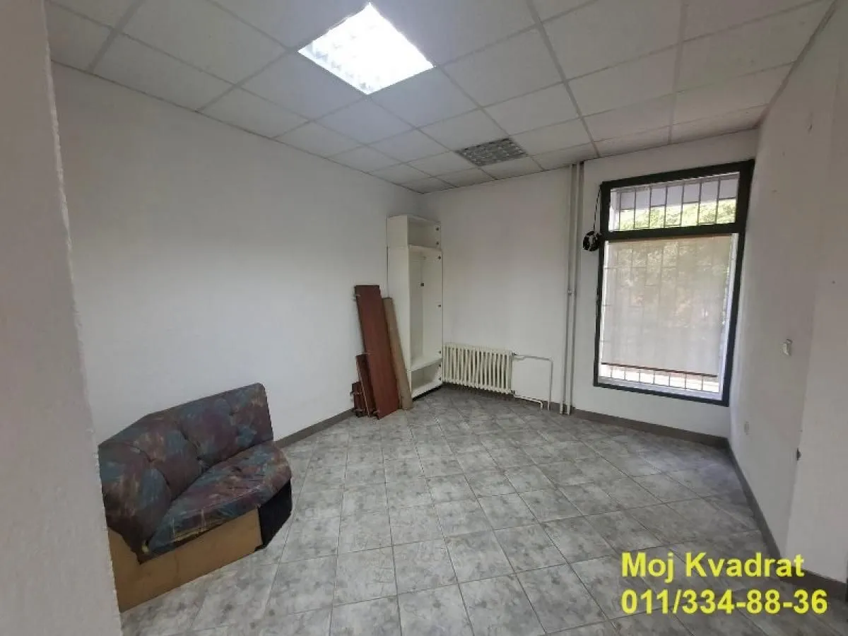Sale, office space, 30m², Čukarica, Beograd