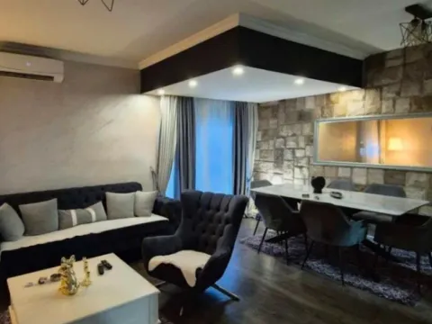 Prodaja, dvosoban stan, 71m2, Centar, Cetinje Prodaja, dvosoban stan, 71m2, Centar, Cetinje