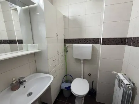 Rent, two bedroom apartment, 49m², Voždovac Sve Podlokacije, Beograd - image 5
