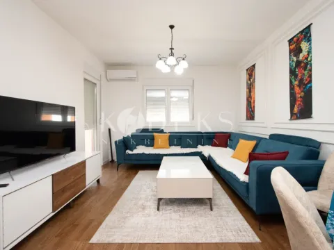 Izdavanje, jednosoban stan, 45m², Stari Aerodrom, Podgorica - image 1
