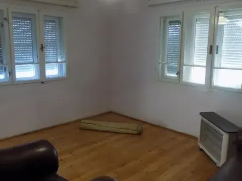 Sale, house, 59m², Ćuprija, Srbija - image 9