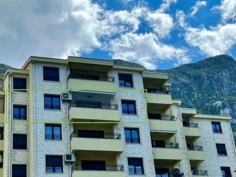 Sale, two bedroom apartment, 85m², Dobrota, Kotor - image 19