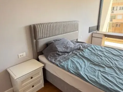 Izdavanje, dvosoban stan, 90m², Soho City, Bar - image 6