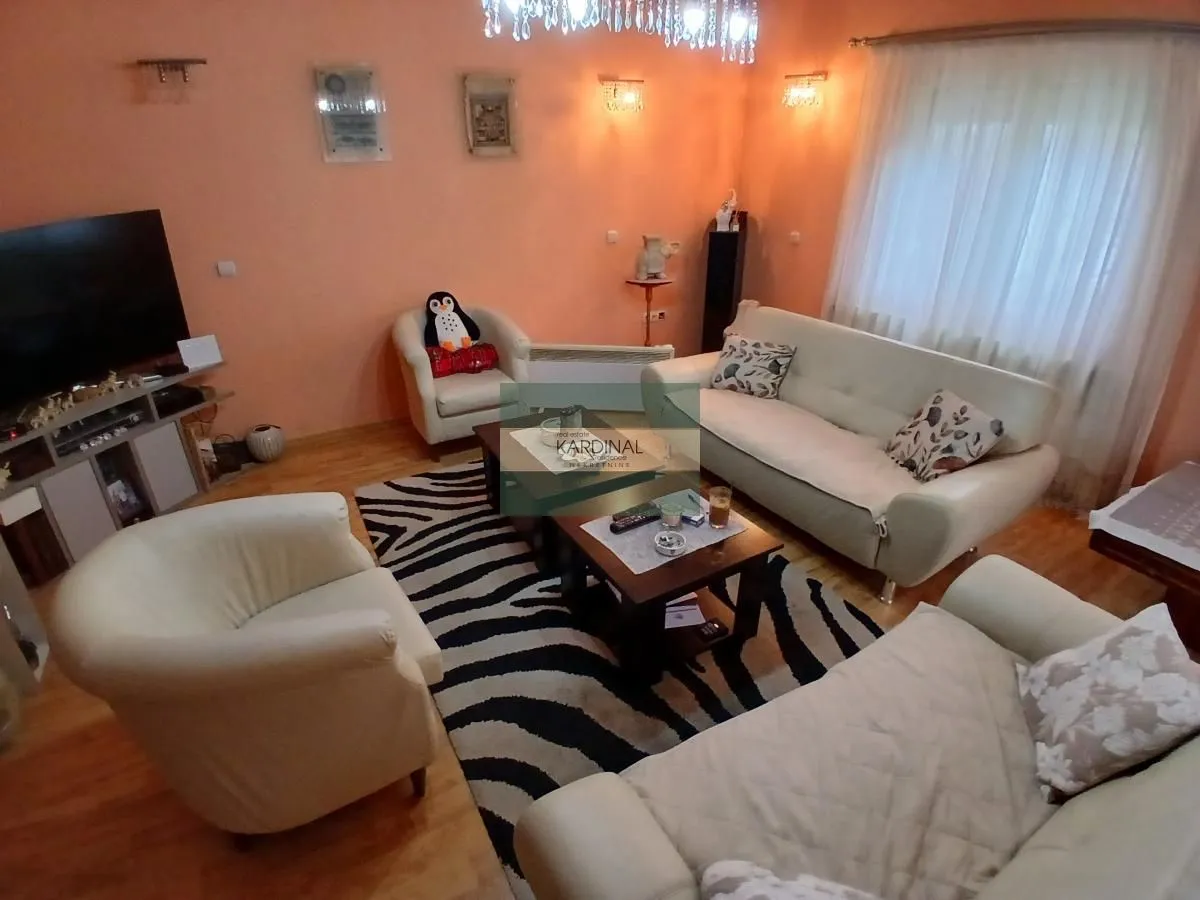 Prodaja, kuća, 334m², Tavrića obori, Jagodina
