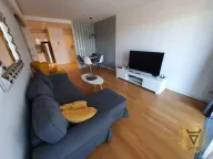 Izdavanje, dvosoban stan, 68m², Novi Beograd Blok 65, Novi Beograd Sve Podlokacije - image 3