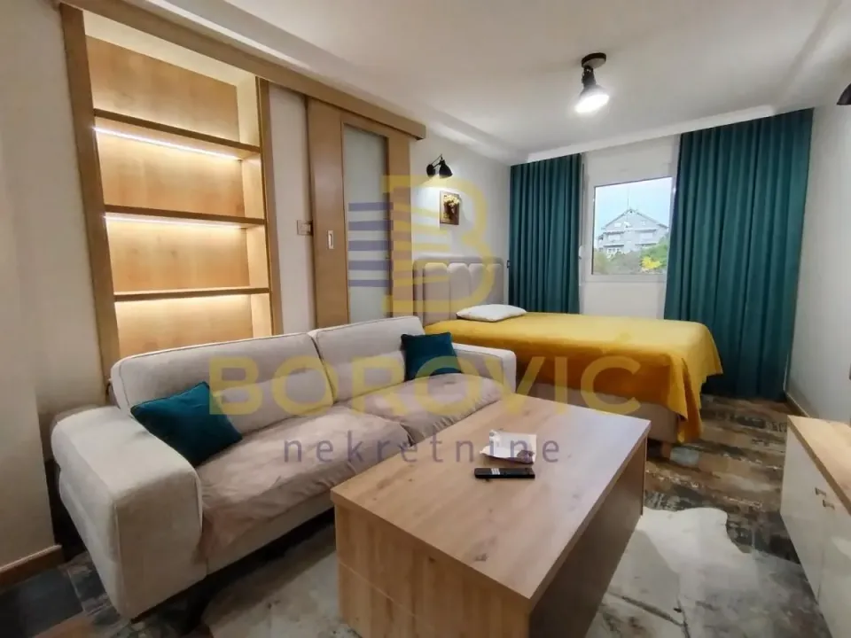 Izdavanje, jednosoban stan, 36m², Palilula Sve Podlokacije, Beograd