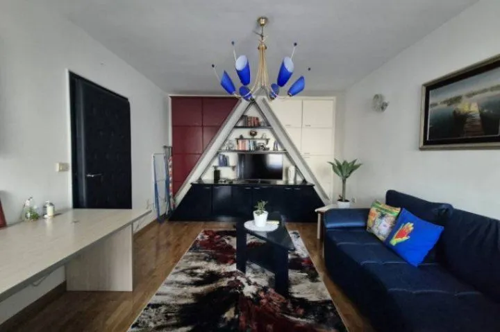 Prodaja, dvosoban stan, 55m², Čukarička Padina, Beograd