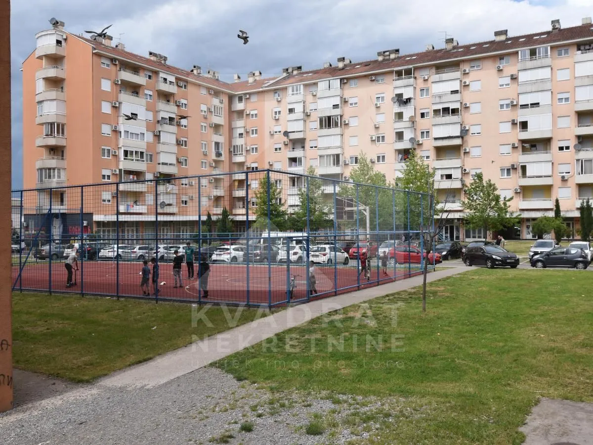 Rent, studio apartment, 34m², Stari Aerodrom, Podgorica